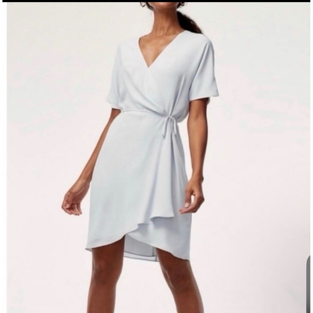 Babaton Aritzia Light Blue Wrap Dress Short Sleeve V-Neck Tulip Hem Small 73420